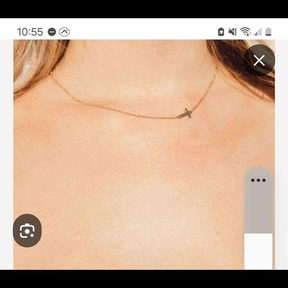 Lumiela Cross Necklace Gold Plated Adustable 15-20 inches - Picture 2 of 2